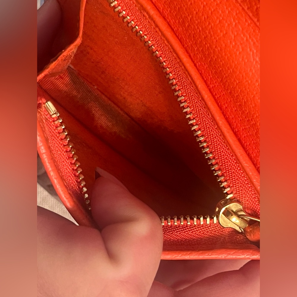 GUCCI Print Flora Limited Edition Wallet - Picture 10 of 11